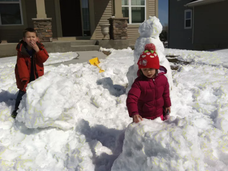 M & M snow in April 2013